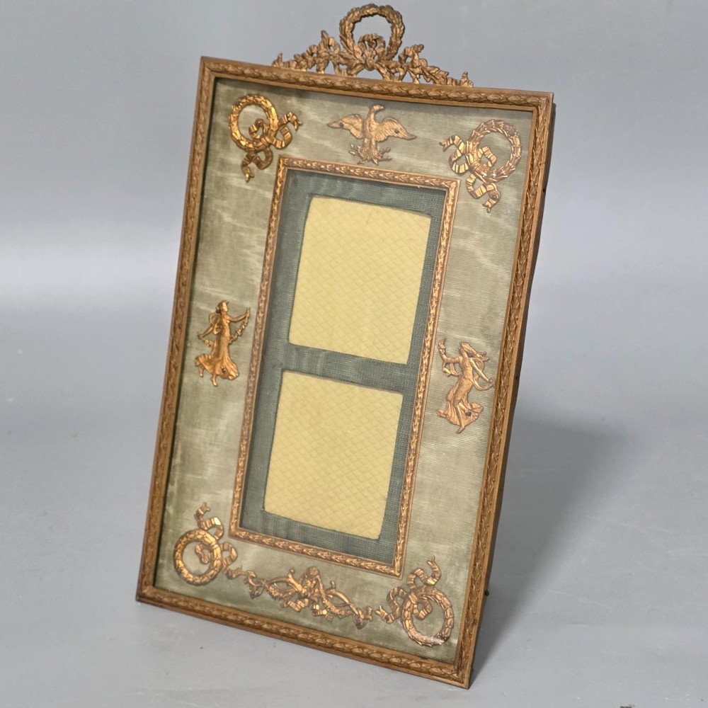 XVI style photo frame. Epoque XIXth , France circa 1900 View II