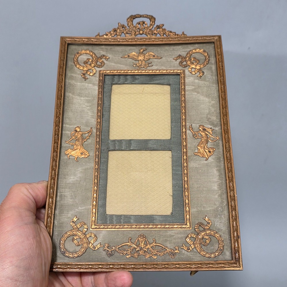 XVI style photo frame. Epoque XIXth , France circa 1900 View XII