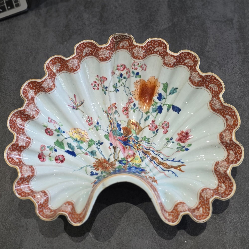 Large Antique Chinese Famille Rose Shell-Shaped Export Dish – 38cm View III