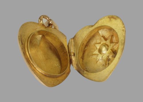 VICTORIAN 15CT GOLD ROSE CUT DIAMOND HEART LOCKET ANTIQUE PHOTO PENDANT CA 1890 - ADDITIONAL PHOTO 1