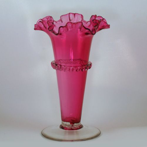 ANTIQUE CRANBERRY FRILLED RIM VASE VICTORIAN HAND BLOWN 8 34 CRIMPLED EPERGNE - ADDITIONAL PHOTO 2