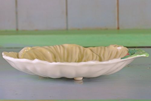 TWO CARLTON WARE RARE GREEN CREAM BUTTERCUP DISHESPLATE DISH BOWL WITH FEET - ADDITIONAL PHOTO 3