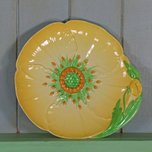 TWO CARLTON WARE YELLOW BUTTERCUP DISHES LARGE 9 MED 7 ART DECO PLATE DISH - ADDITIONAL PHOTO 5