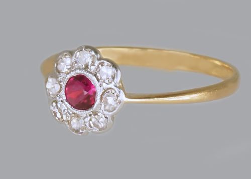 ANTIQUE RUBY DIAMOND 18CT GOLD DAISY RING VINTAGE EDWARDIAN 1920S CLUSTER RING - ADDITIONAL PHOTO 3