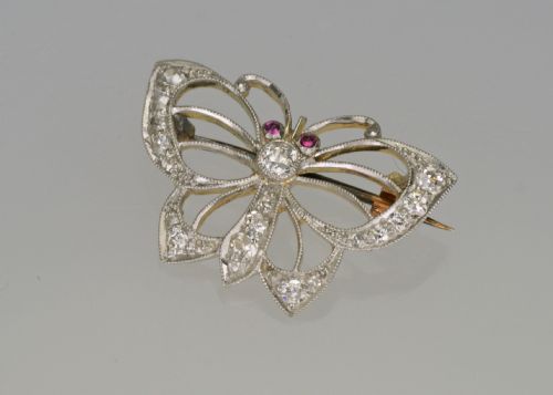 EDWARDIAN PLATINUM OLD CUT DIAMOND RUBY ANTIQUE BUTTERFLY BROOCH CIRCA 1910 - ADDITIONAL PHOTO 2