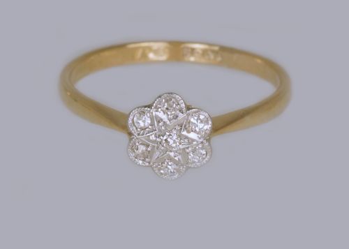 EDWARDIAN 18CT GOLD PLAT DIAMOND ANTIQUE CLUSTER RING VINTAGE DAISY RING CIRCA 1910 - ADDITIONAL PHOTO 3