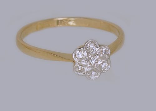 EDWARDIAN 18CT GOLD PLAT DIAMOND ANTIQUE CLUSTER RING VINTAGE DAISY RING CIRCA 1910 - ADDITIONAL PHOTO 4