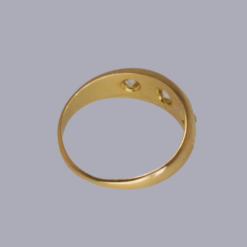 ANTIQUE 18CT GOLD OLD EUROPEAN CUT DIAMOND GYPSY TRILOGY RING HALLMARKED 1911 - ADDITIONAL PHOTO 5