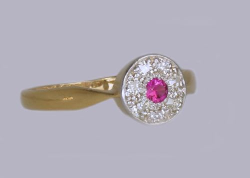 ART DECO RUBY DIAMOND CLUSTER RING VINTAGE 18CT GOLD 1920'S ANTIQUE DAISY RING - ADDITIONAL PHOTO 5