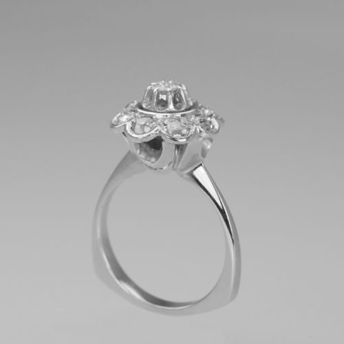 18CT GOLD DIAMOND CLUSTER RING FRENCH RETRO 100CT DIAMOND ART DECO RING CIRCA 1920 - ADDITIONAL PHOTO 6