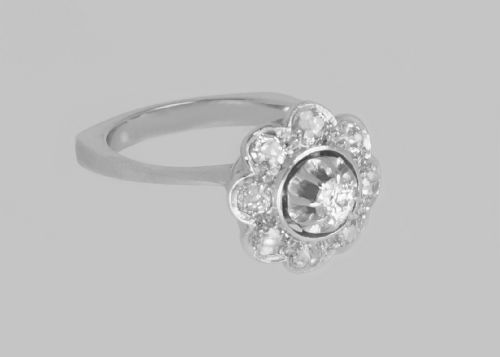 18CT GOLD DIAMOND CLUSTER RING FRENCH RETRO 100CT DIAMOND ART DECO RING CIRCA 1920 - ADDITIONAL PHOTO 7