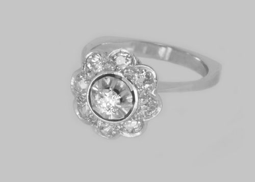 18CT GOLD DIAMOND CLUSTER RING FRENCH RETRO 100CT DIAMOND ART DECO RING CIRCA 1920 - ADDITIONAL PHOTO 8