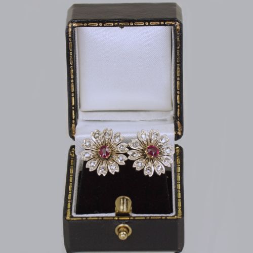 ANTIQUE RUBY ROSE CUT DIAMOND 9CT GOLD STUD FLOWER EDWARDIAN EARRINGS CIRCA 1910 - ADDITIONAL PHOTO 7