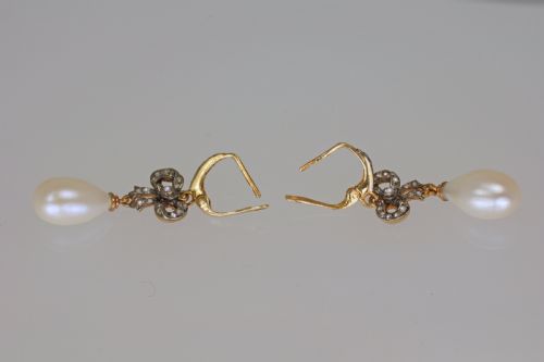VICTORIAN PEARL ROSE CUT DIAMOND DANGLE 18CT GOLD ANTIQUE DROP EARRINGS CIRCA 1890 - ADDITIONAL PHOTO 4