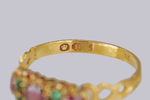 ANTIQUE 18CT GOLD AMETHYST EMERALD ENGLISH ORNATE MID VICTORIAN RING CIRCA 1870 - ADDITIONAL PHOTO 10