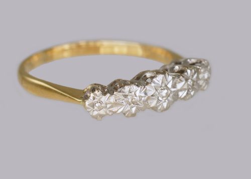 ART DECO SWISS CUT DIAMOND 18CT GOLD PLATINUM FIVE STONE VINTAGE 1920'S RING - ADDITIONAL PHOTO 2
