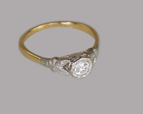 EDWARDIAN SOLITAIRE DIAMOND RING 18CT GOLD PLAT ANTIQUE ENGAGEMENT RING CIRCA 1910 - ADDITIONAL PHOTO 3