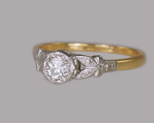 EDWARDIAN SOLITAIRE DIAMOND RING 18CT GOLD PLAT ANTIQUE ENGAGEMENT RING CIRCA 1910 - ADDITIONAL PHOTO 4