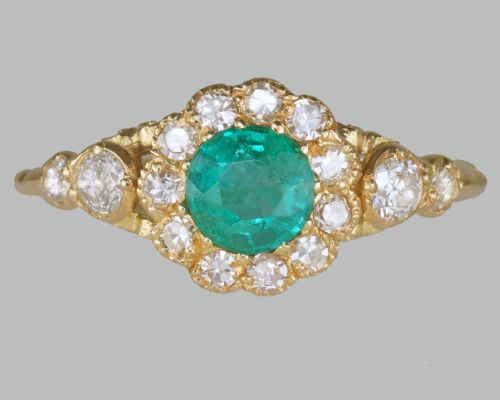 victorian emerald old cut diamond 18ct gold antique cluster ring circa 1890 - CATEGORY: ANTIQUE JEWELLERY - DATED VICTORIAN