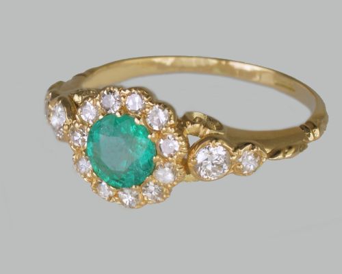 VICTORIAN EMERALD OLD CUT DIAMOND 18CT GOLD ANTIQUE CLUSTER RING CIRCA 1890 - ADDITIONAL PHOTO 6