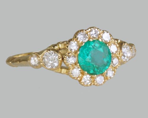 VICTORIAN EMERALD OLD CUT DIAMOND 18CT GOLD ANTIQUE CLUSTER RING CIRCA 1890 - ADDITIONAL PHOTO 8