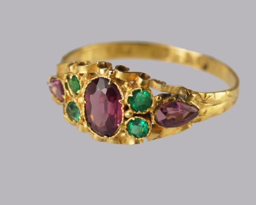 fig 2. Victorian Garnet & Emerald English Ornate 12ct Gold Antique Ring Hallmarked 1873
