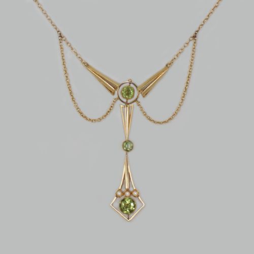 art deco peridot pearl necklace 15ct gold antique edwardian necklace circa 1915 - CATEGORY: ANTIQUE JEWELLERY - DATED 1910