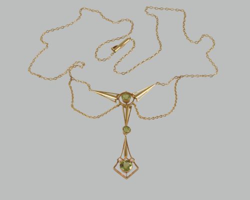 ART DECO PERIDOT PEARL NECKLACE 15CT GOLD ANTIQUE EDWARDIAN NECKLACE CIRCA 1915 - ADDITIONAL PHOTO 3
