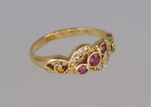 VICTORIAN 18CT GOLD RUBY DIAMOND ANTIQUE RING HALLMARKED BIRMINGHAM 1901 - ADDITIONAL PHOTO 1
