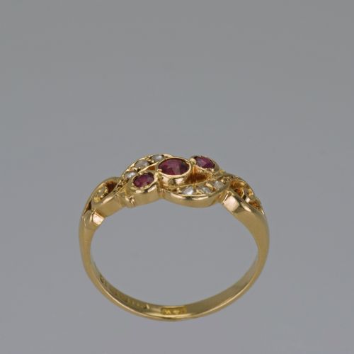 VICTORIAN 18CT GOLD RUBY DIAMOND ANTIQUE RING HALLMARKED BIRMINGHAM 1901 - ADDITIONAL PHOTO 5