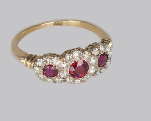 VICTORIAN RUBY DIAMOND TRIPLE CLUSTER ANTIQUE18CT GOLD RING CA 1850 - ADDITIONAL PHOTO 3