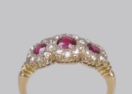 VICTORIAN RUBY DIAMOND TRIPLE CLUSTER ANTIQUE18CT GOLD RING CA 1850 - ADDITIONAL PHOTO 6