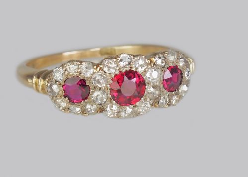 VICTORIAN RUBY DIAMOND TRIPLE CLUSTER ANTIQUE18CT GOLD RING CA 1850 - ADDITIONAL PHOTO 7