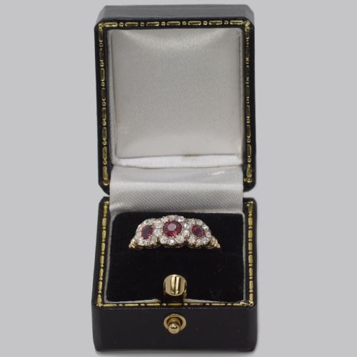 VICTORIAN RUBY DIAMOND TRIPLE CLUSTER ANTIQUE18CT GOLD RING CA 1850 - ADDITIONAL PHOTO 10