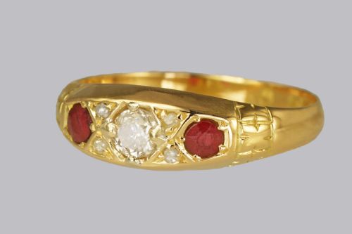 ANTIQUE OLD CUT DIAMOND RUBY TRILOGY RING 18CT GOLD HALLMARKED CHESTER 1911 - ADDITIONAL PHOTO 5