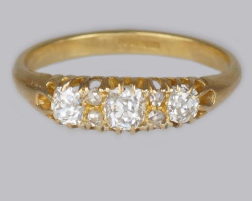 OLD MINE CUT ROSE CUT DIAMOND TRILOGY RING VINTAGE 18CT GOLD ENGAGEMENT RING - ADDITIONAL PHOTO 4