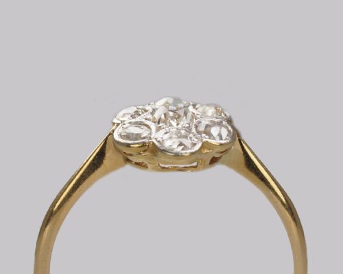 EDWARDIAN DIAMOND CLUSTER RING 1920S 18CT GOLD 065CT OLD CUT DIAMOND ANTIQUE DAISY RING - ADDITIONAL PHOTO 4