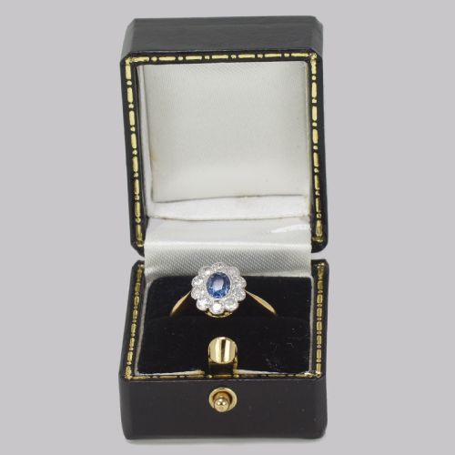 VINTAGE SAPPHIRE DIAMOND CLUSTER RING ANTIQUE 18CT GOLD ENGAGEMENT RING - ADDITIONAL PHOTO 8
