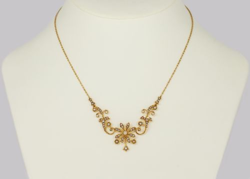 EDWARDIAN SEED PEARL NECKLACE 9CT GOLD FLORAL SCROLL ANTIQUE NECKLACE CIRCA 1910 - ADDITIONAL PHOTO 1