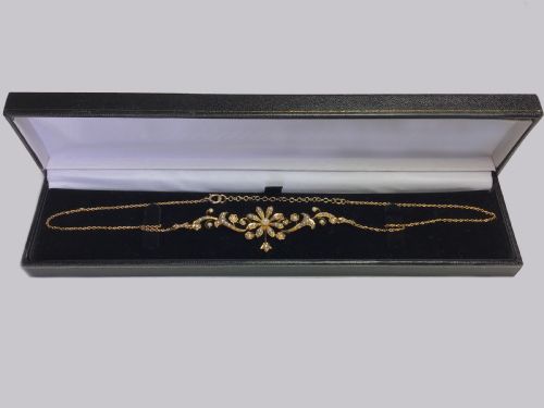 EDWARDIAN SEED PEARL NECKLACE 9CT GOLD FLORAL SCROLL ANTIQUE NECKLACE CIRCA 1910 - ADDITIONAL PHOTO 4