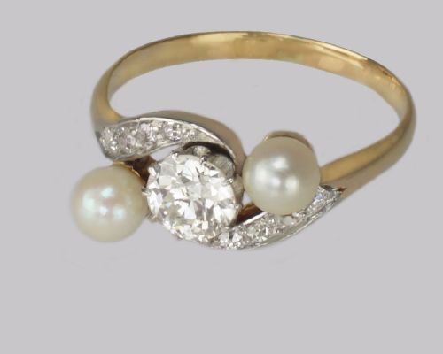 ANTIQUE PEARL OLD CUT DIAMOND TWIST RING 18CT GOLD EDWARDIAN TRILOGY RING CIRCA1910 - ADDITIONAL PHOTO 3