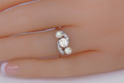 ANTIQUE PEARL OLD CUT DIAMOND TWIST RING 18CT GOLD EDWARDIAN TRILOGY RING CIRCA1910 - ADDITIONAL PHOTO 11