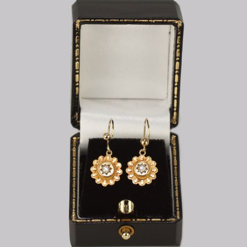 ANTIQUE 15CT GOLD DIAMOND VICTORIAN DROP HOOK ETRUSCAN REVIVAL EARRINGS CIRCA 18701890 - ADDITIONAL PHOTO 7