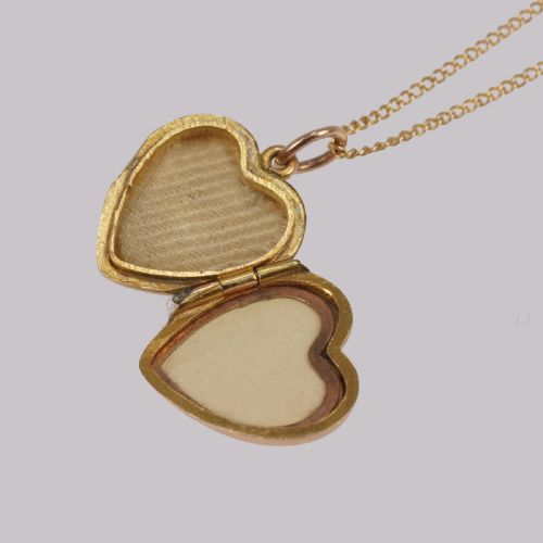 fig 2. Victorian Diamond Heart Locket 9ct Gold Hinged Puff Heart Pendant & Chain circa 1890
