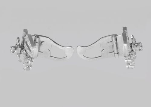 ART DECO PLATINUM DIAMOND EARRINGS 1930S FLORAL SCROLL CLIP ON ANTIQUE EARRINGS - ADDITIONAL PHOTO 5