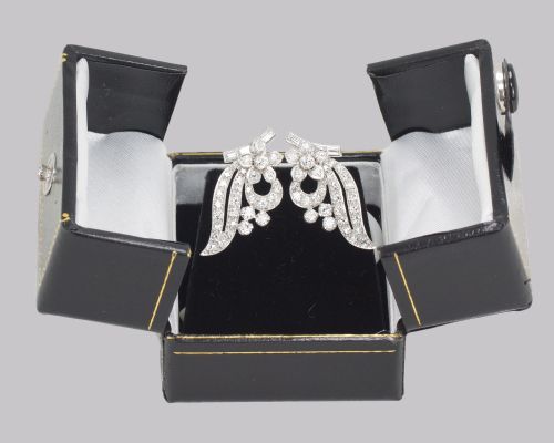 ART DECO PLATINUM DIAMOND EARRINGS 1930S FLORAL SCROLL CLIP ON ANTIQUE EARRINGS - ADDITIONAL PHOTO 7