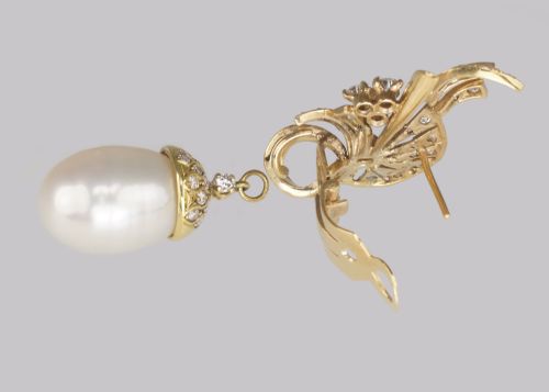 VINTAGE DIAMOND PEARL DROP EARRINGS 1950S 18CT GOLD 35 CARAT DIAMOND EARRINGS - ADDITIONAL PHOTO 4