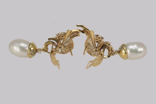 VINTAGE DIAMOND PEARL DROP EARRINGS 1950S 18CT GOLD 35 CARAT DIAMOND EARRINGS - ADDITIONAL PHOTO 7