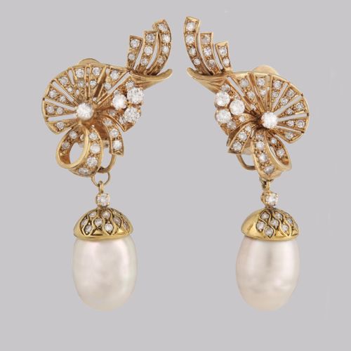 VINTAGE DIAMOND PEARL DROP EARRINGS 1950S 18CT GOLD 35 CARAT DIAMOND EARRINGS - ADDITIONAL PHOTO 9