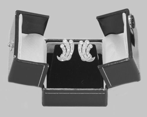 ART DECO 180CT DIAMOND EARRINGS 18CT WHITE GOLD ANTIQUE EARRINGS WITH POST FITTINGS CIRCA 1920 - ADDITIONAL PHOTO 6